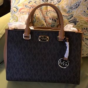 BRAND NEW - Michael Kors Medium Satchel